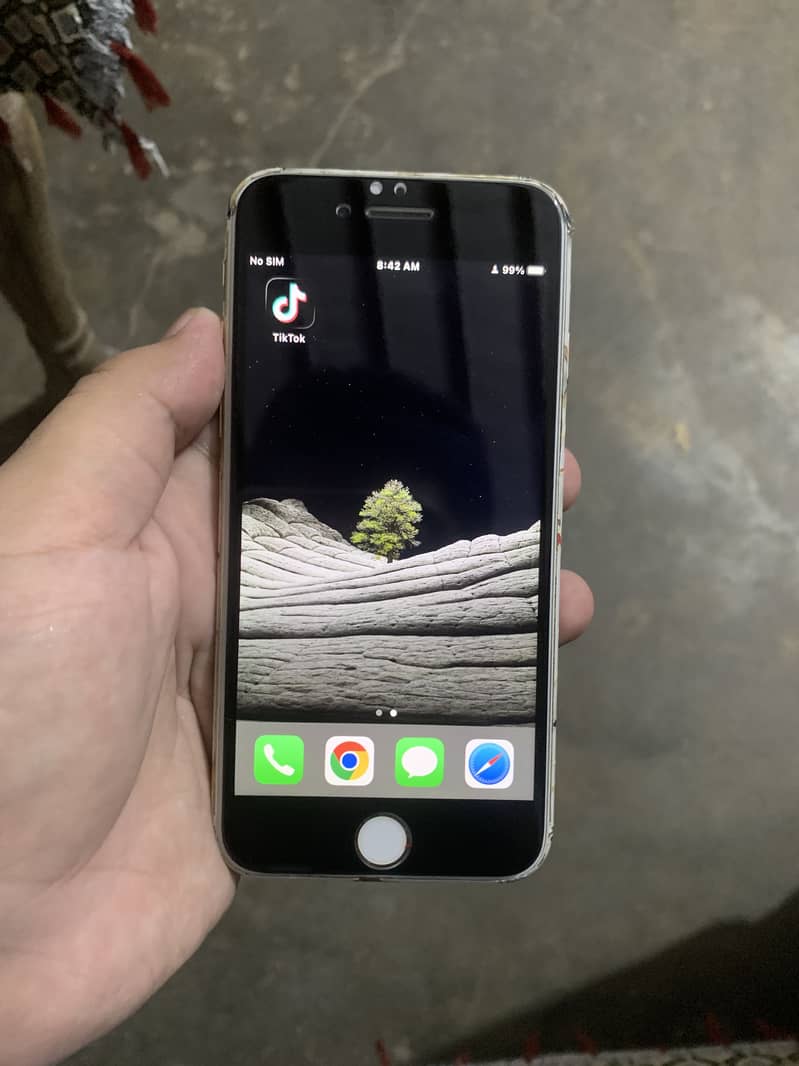 Apple iPhone 7 3