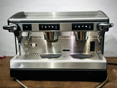 Coffee machine /Coffee maker/Nescafé Algeria commercial coffee