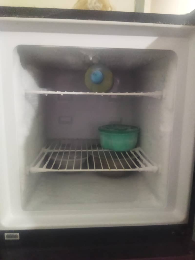 Refrigerator 4