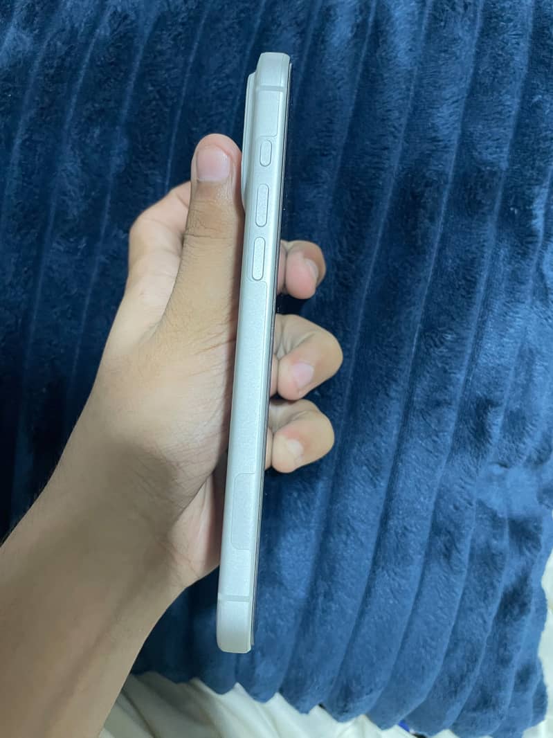Apple iPhone 17 Pro Max 6