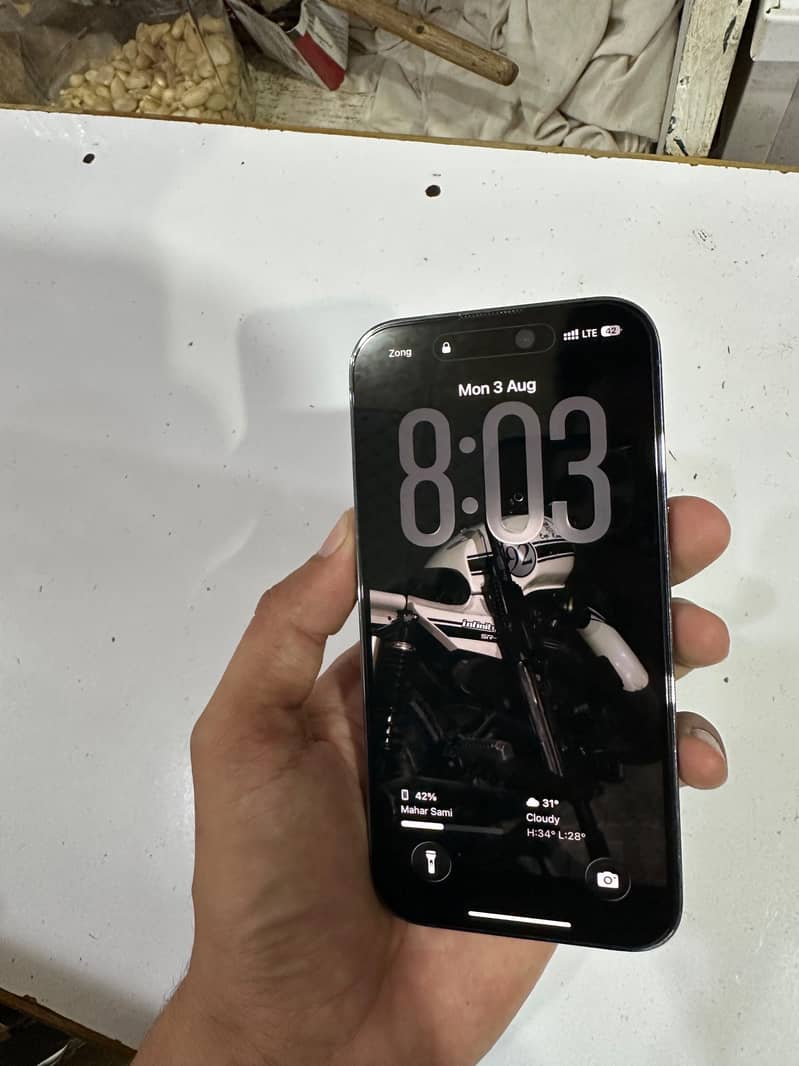 Apple iPhone 14 Pro 2