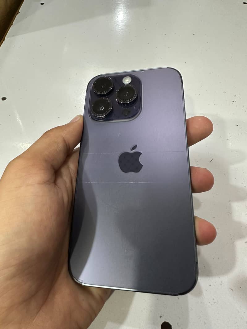 Apple iPhone 14 Pro 3
