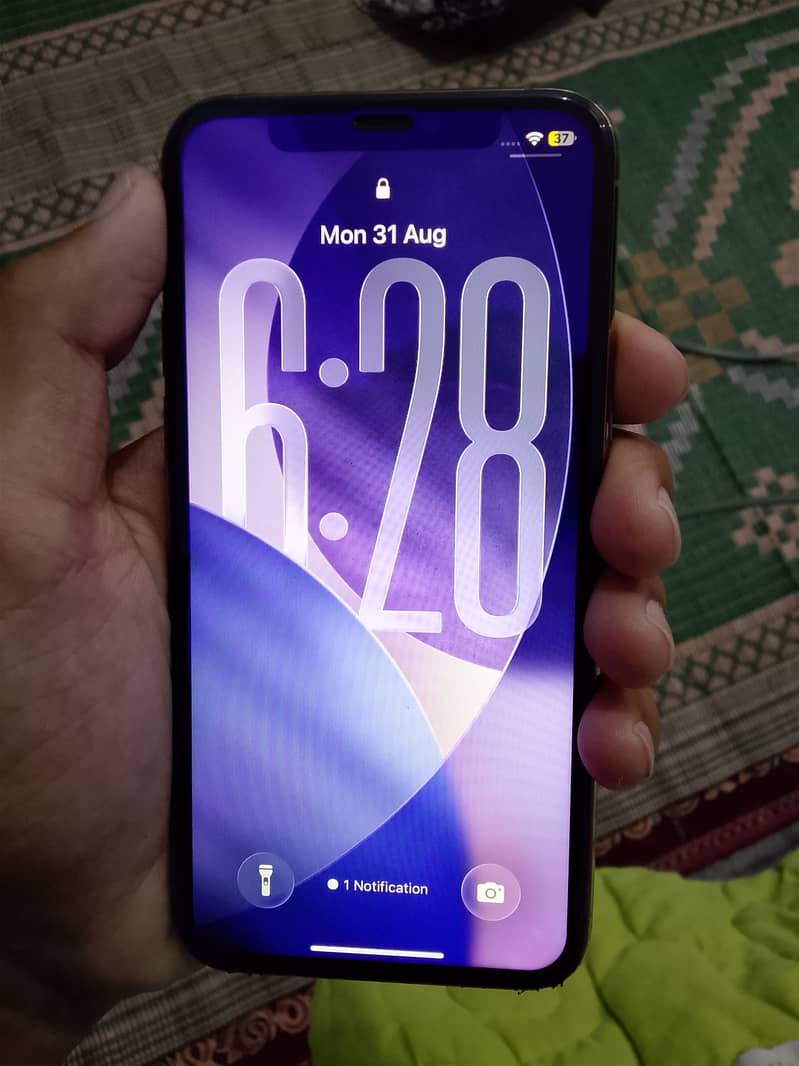 Apple iPhone 11 Pro 2