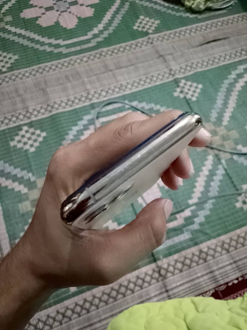 Apple iPhone 11 Pro 5