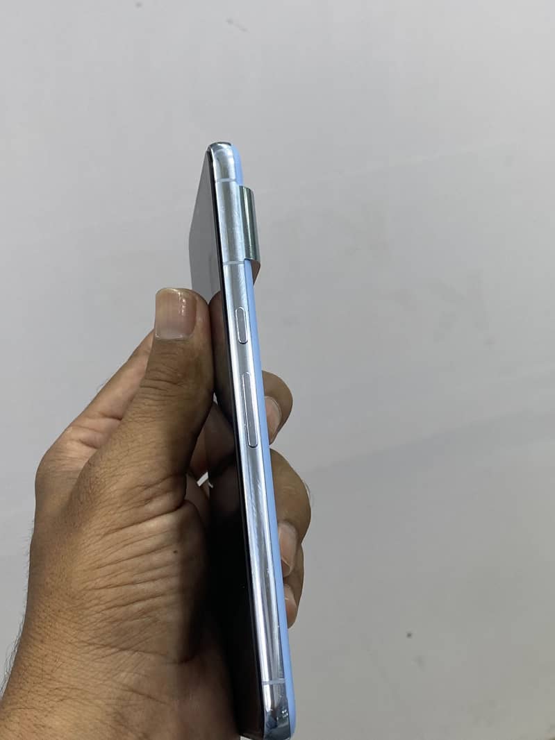 Google Pixel 8 Pro 3