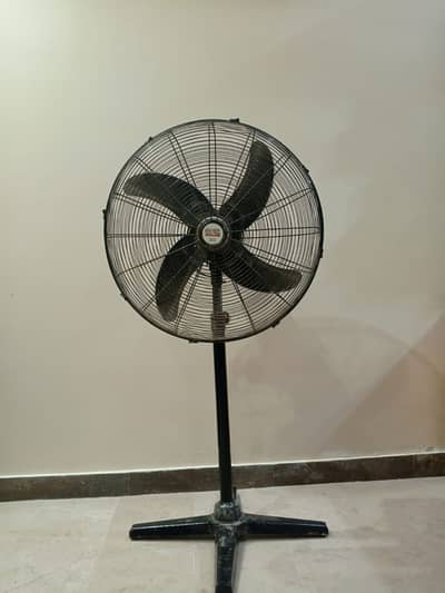 GFC Heavy Duty Stand Fan – 24" | Powerful Air |  3 Speed | Used