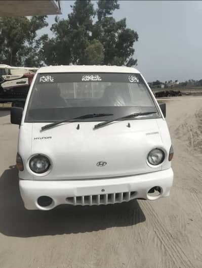 Hyundai Shehzore 2001