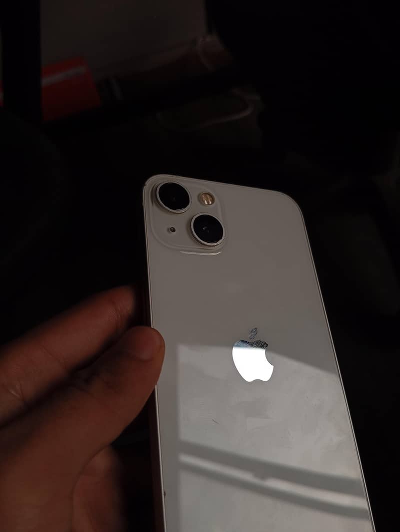 Apple iPhone 13 3