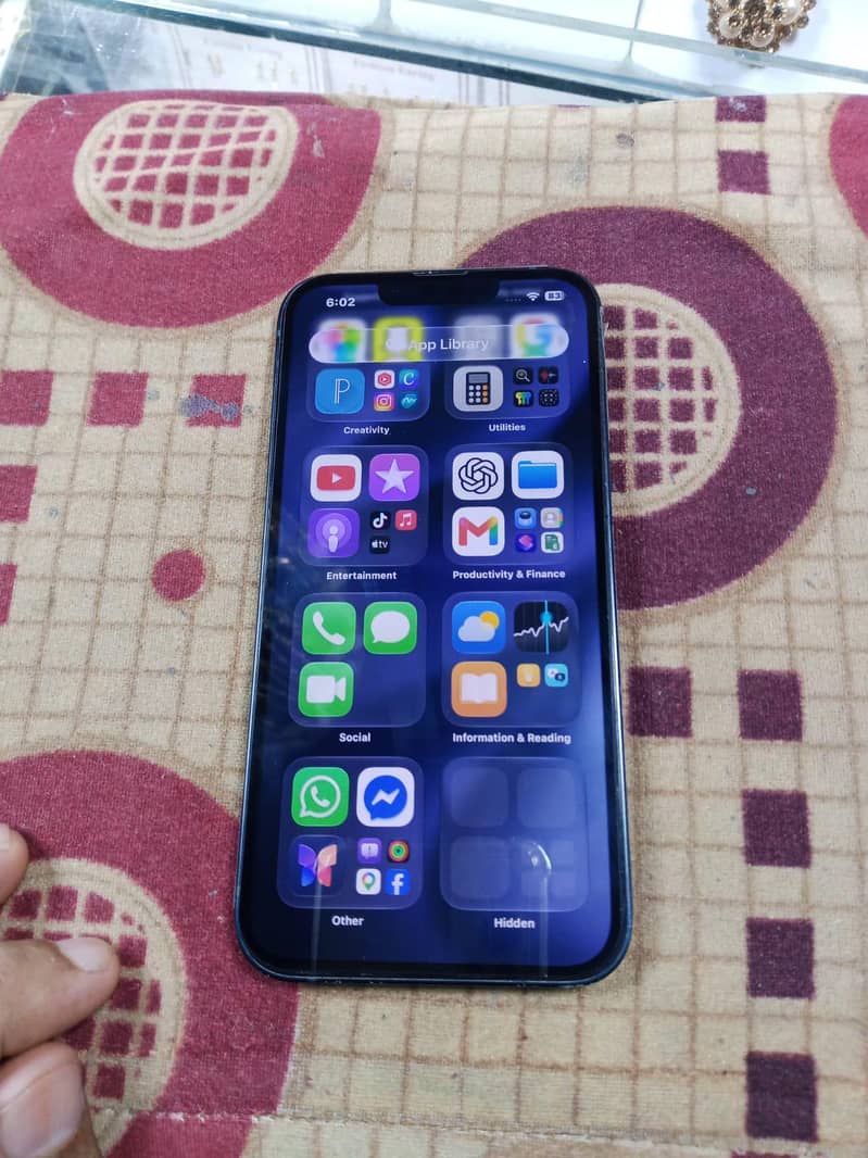 Apple iPhone 13 1