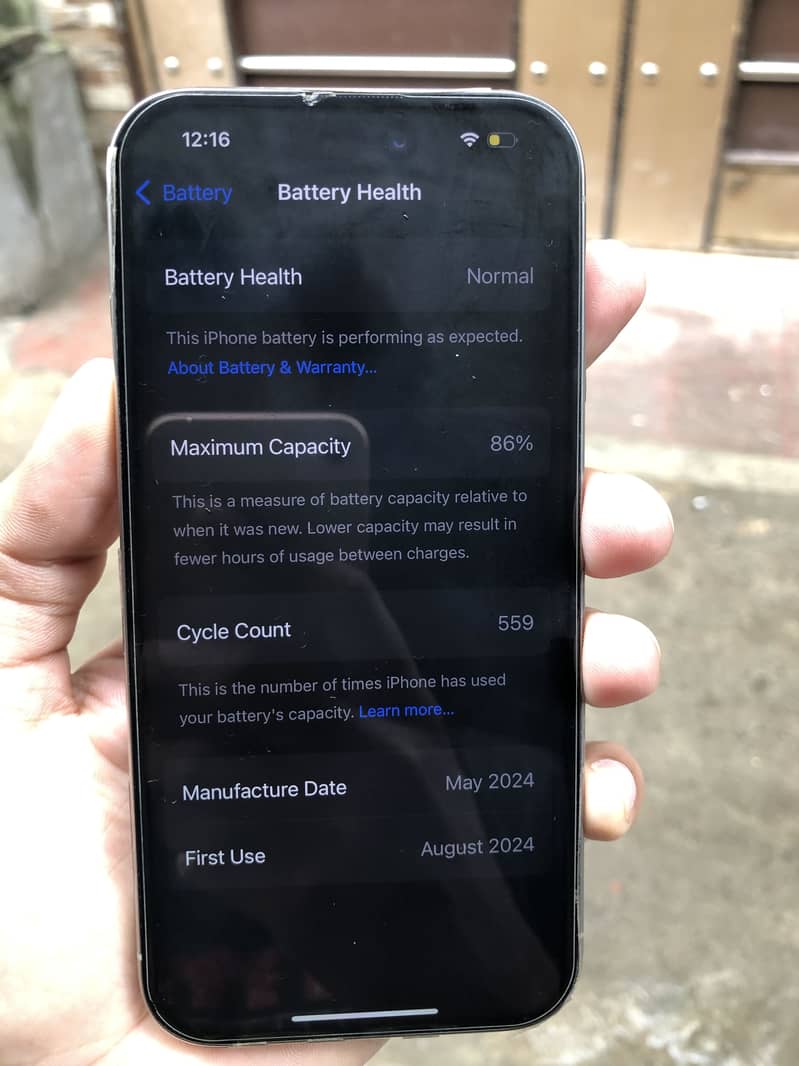 Apple iPhone 15 Pro 0