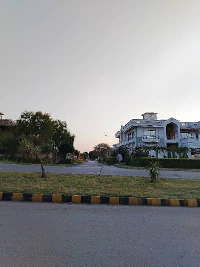 30x60 Clear Land Plot Available For Sale In G-14/1 Islamabad