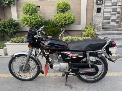 Honda cg 125 (2019) model lush (03060645249)