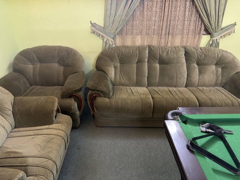 7 seater sofa 0