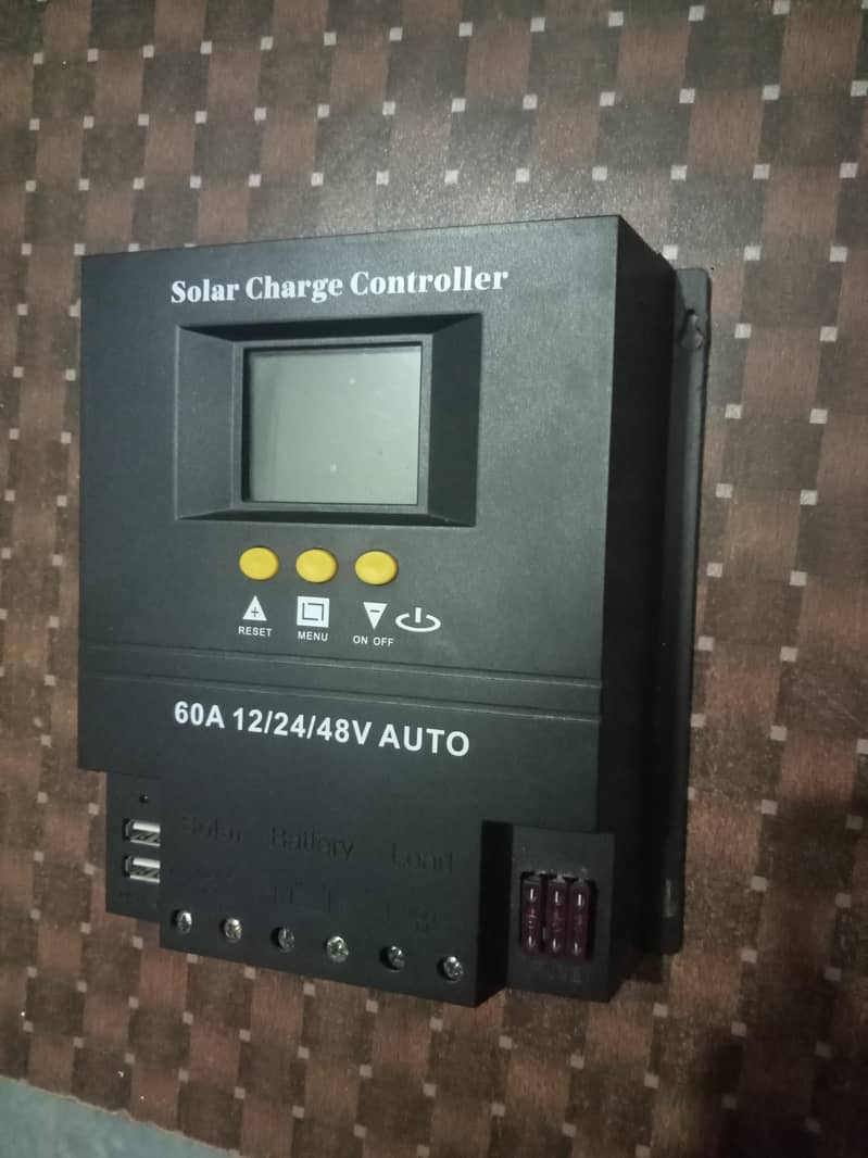 Solar Charge Controller 0
