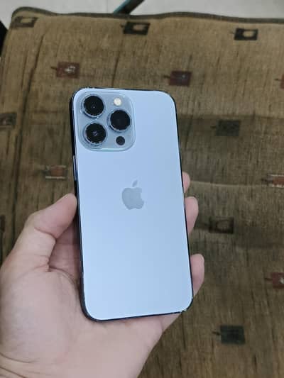 Apple iPhone 13 Pro