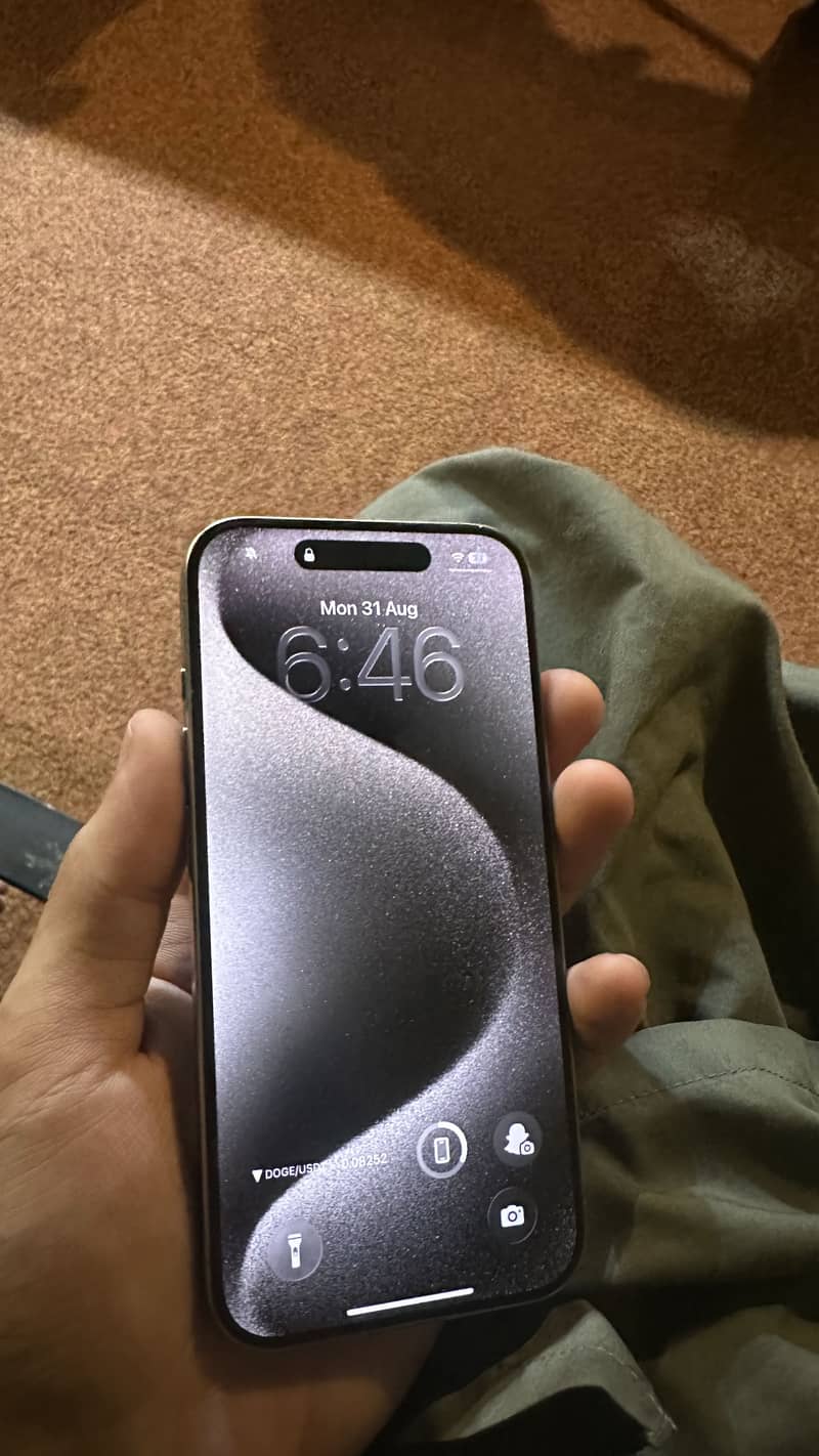 Apple iPhone 15 Pro 0