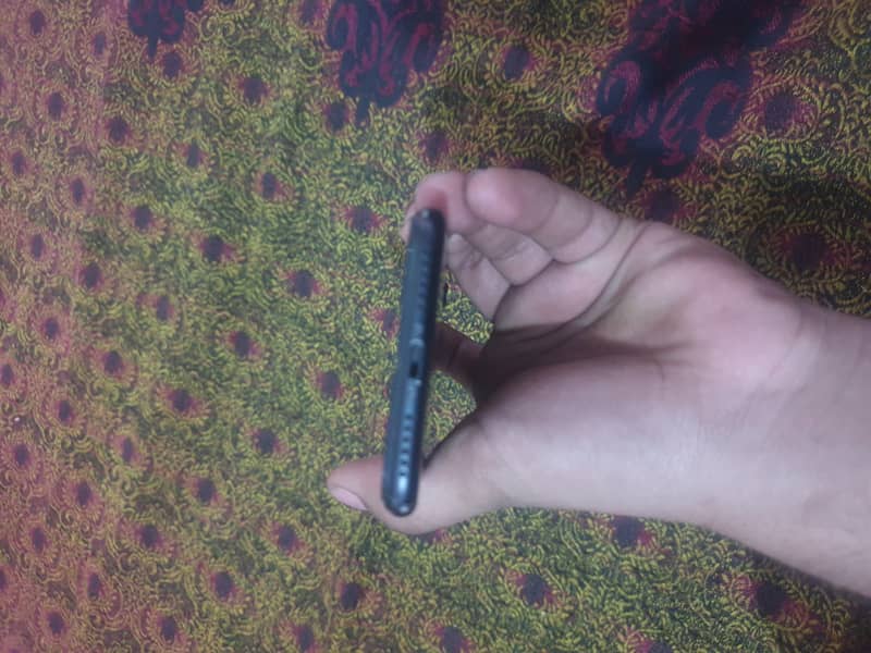 Apple iPhone 7 5