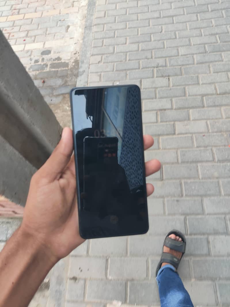 Tecno CAMON 20 2