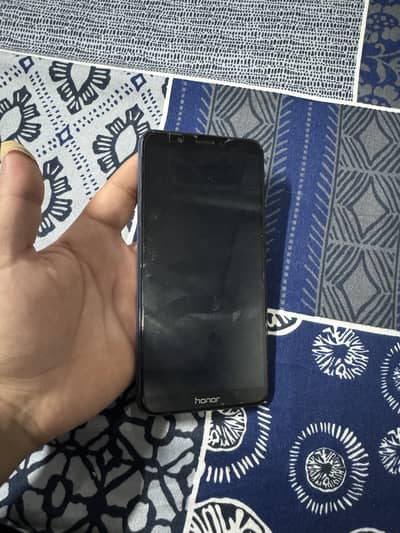 Honor 7C