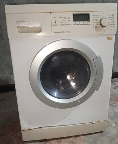 SIEMENS FRONT LOAD WASHING MACHINE