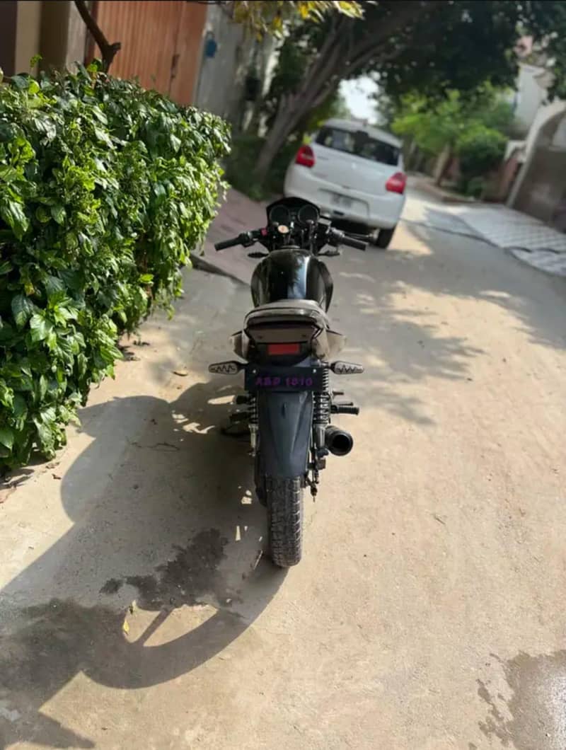 YBR 125G modified 1