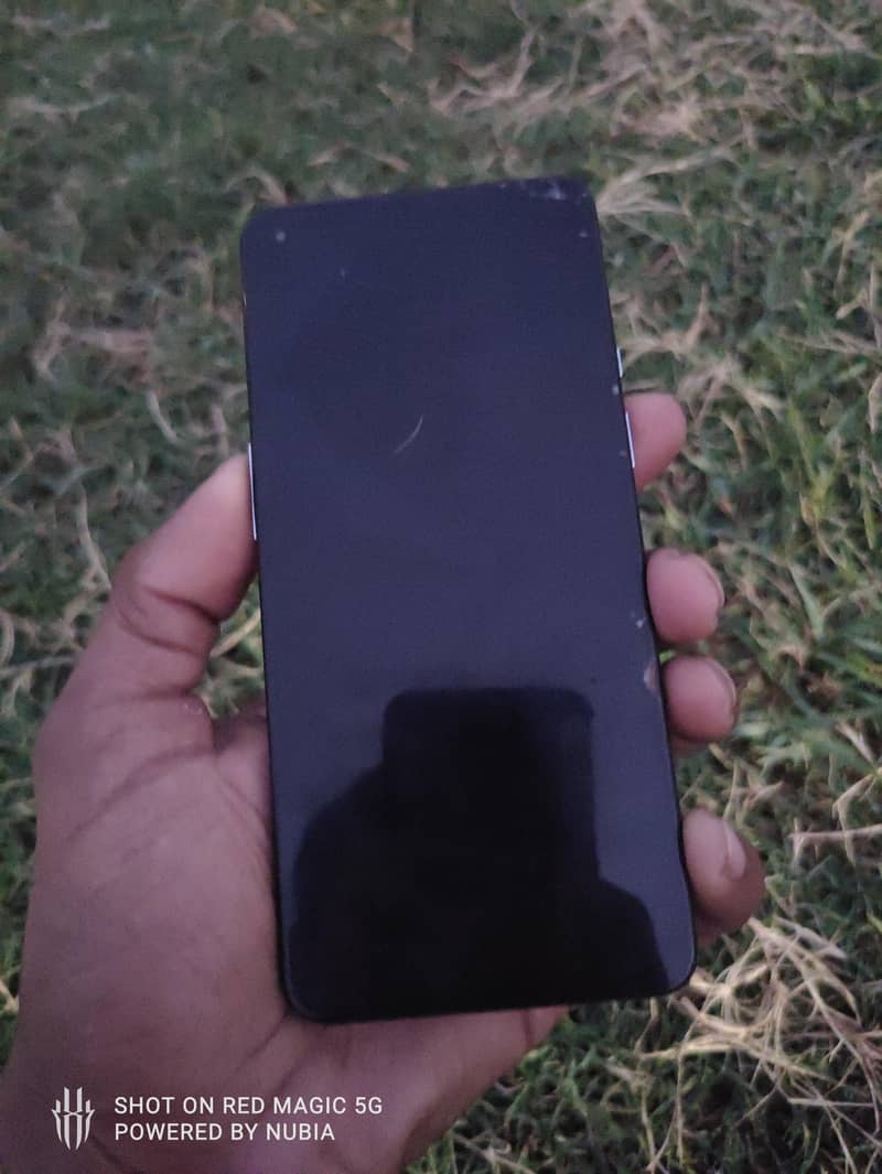 One Plus 5g 1