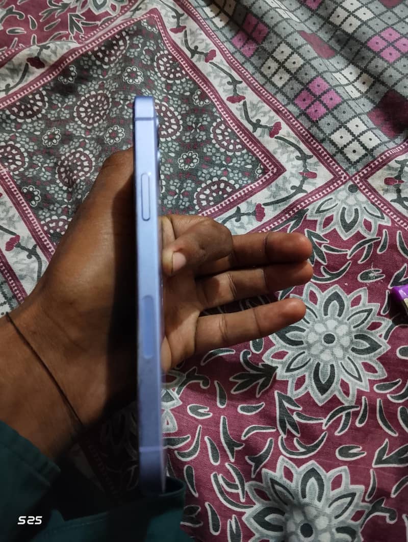Apple iPhone 12 0