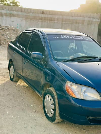 Toyota Platz 2003