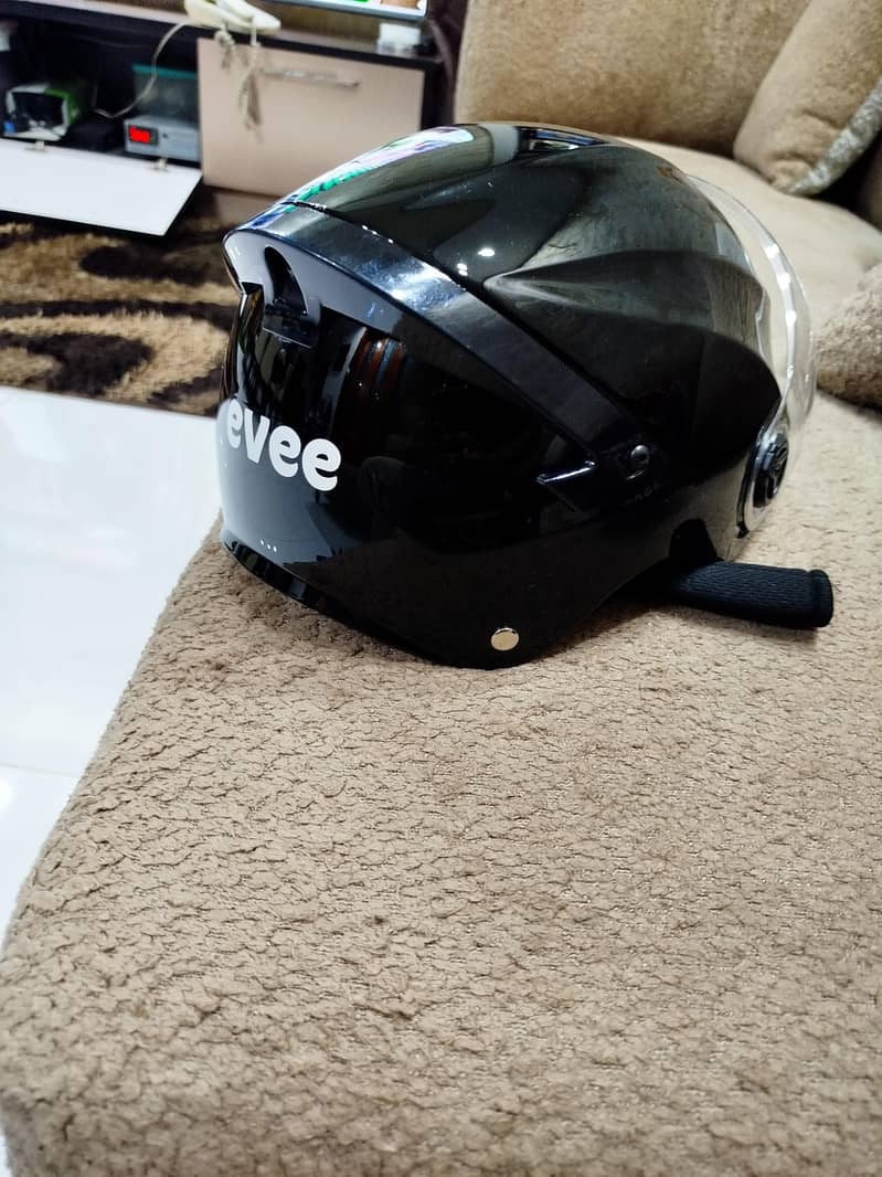 Evee Helmets 1