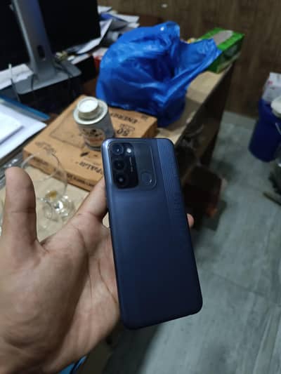 Tecno Spark 8C