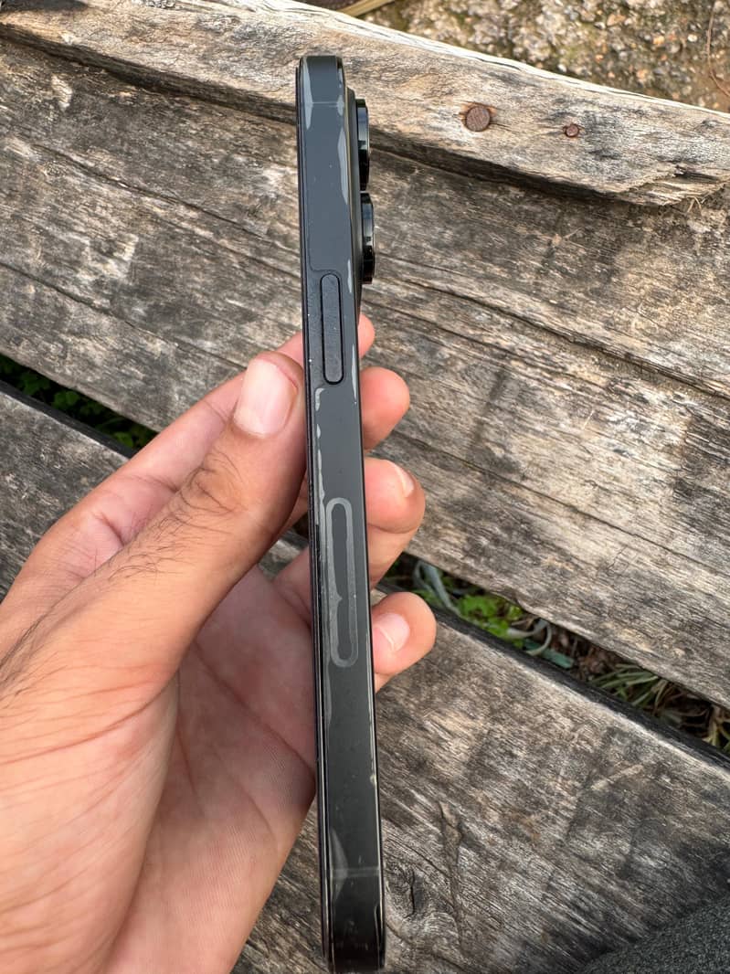 Apple iPhone 14 Pro 3