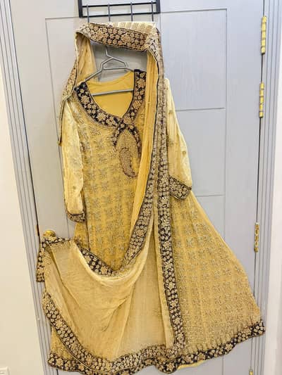 USED BRIDAL DRESSES, BRIDAL LEHENGA, BARAT LEHNGA, WALIMA PARTY WEAR