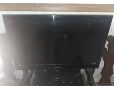 Samsung lcdtv 42 inch FOULTY 03153527084