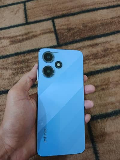 Infinix Hot 30 Play