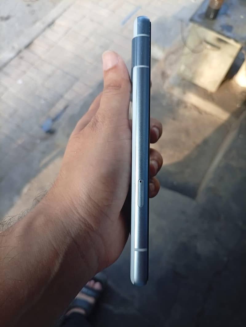 Google Pixel 7a 2