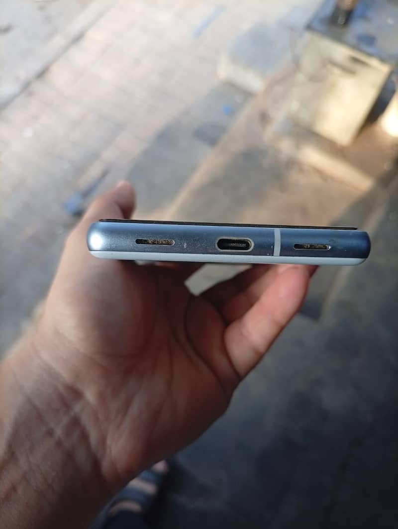 Google Pixel 7a 3