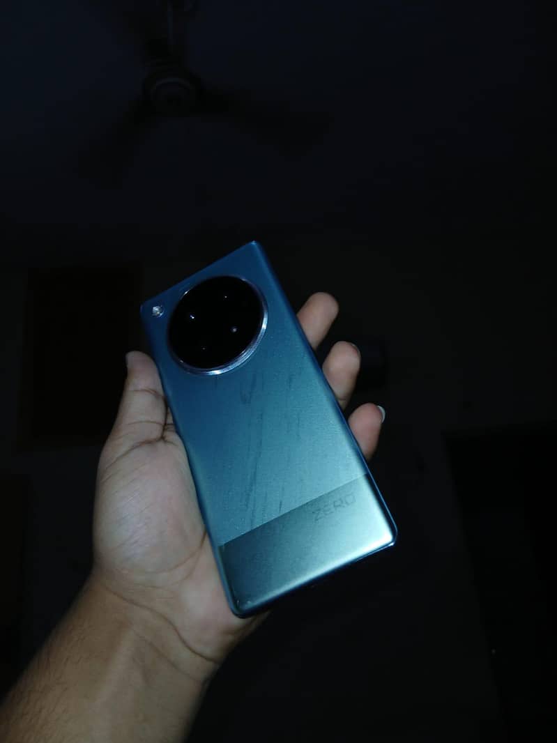 Infinix Zero 40 0