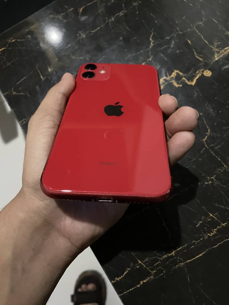 Apple iPhone 11 4