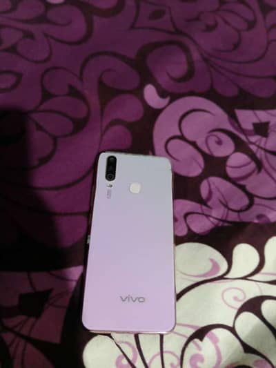 Vivo Y17