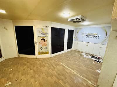 Fair-Priced 950 Square Feet Office Available In Shahra-E-Qaideen