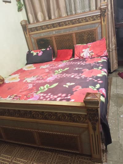 bed set with side tables