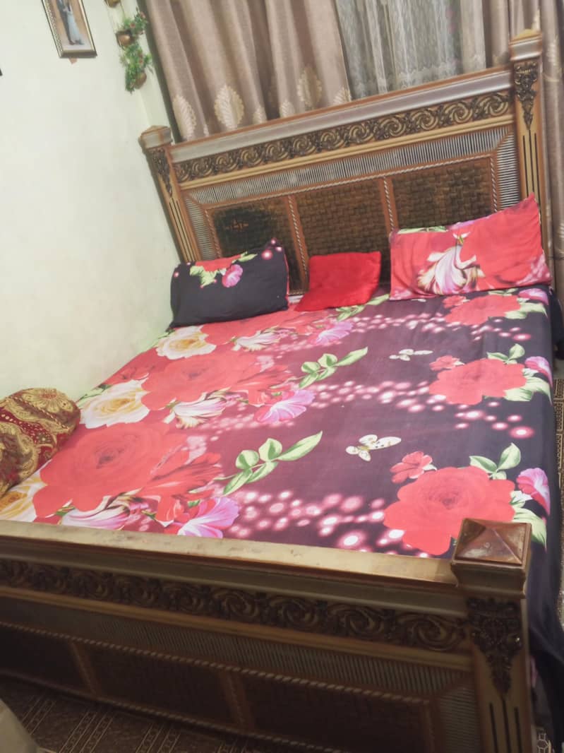 bed set with side tables 1