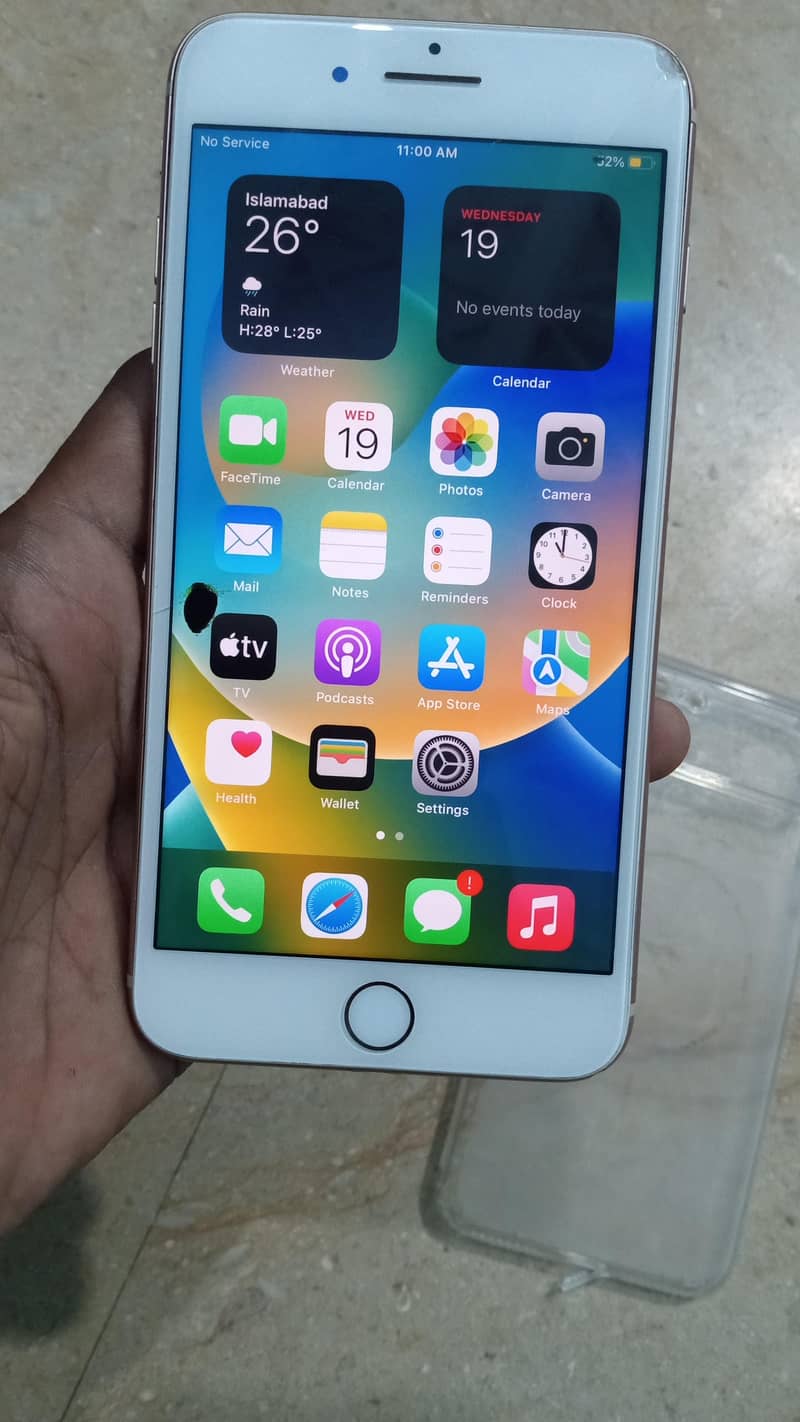 Apple iPhone 8 Plus 0