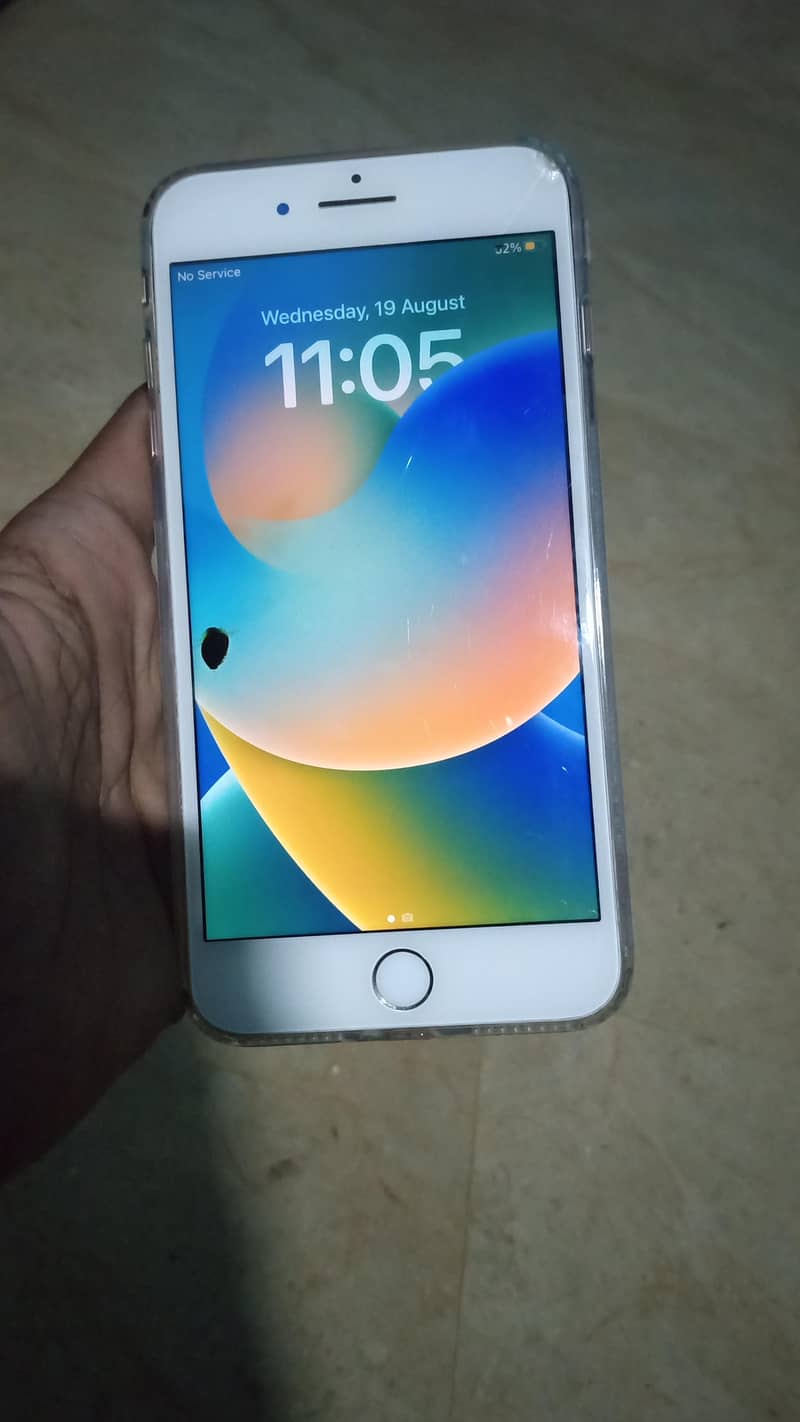 Apple iPhone 8 Plus 2