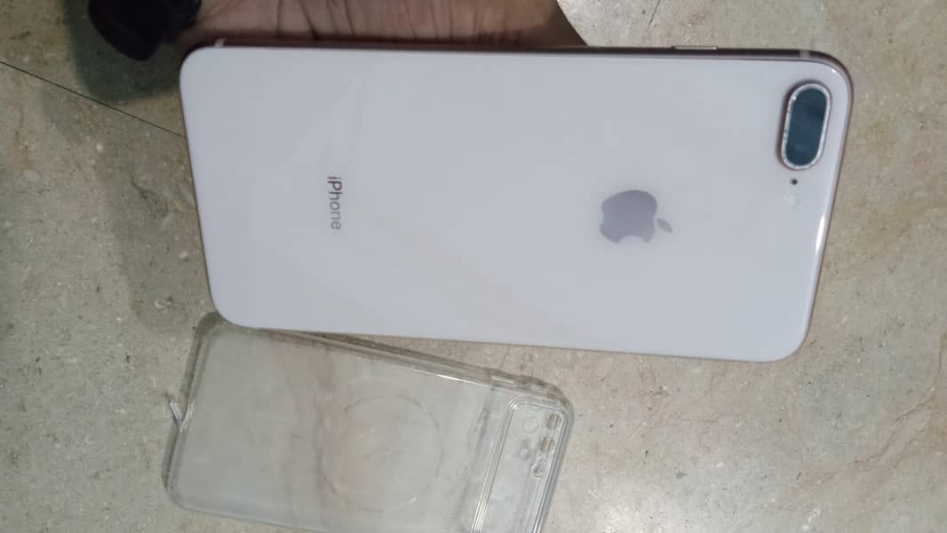 Apple iPhone 8 Plus 8