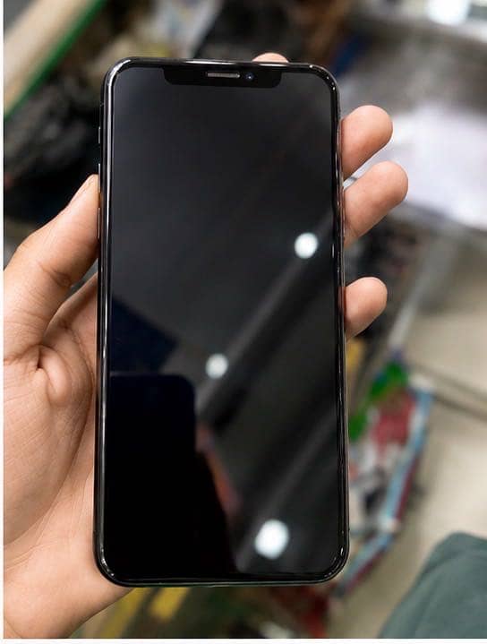 Apple iPhone XS 1
