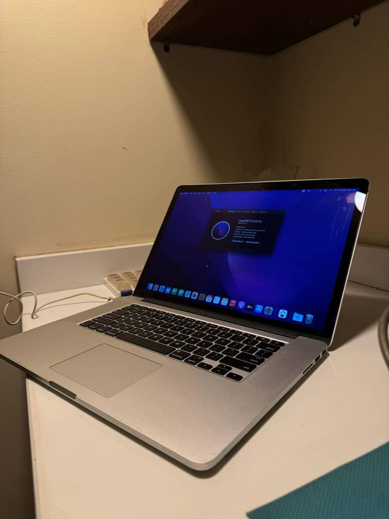 Mac book pro 2015 1