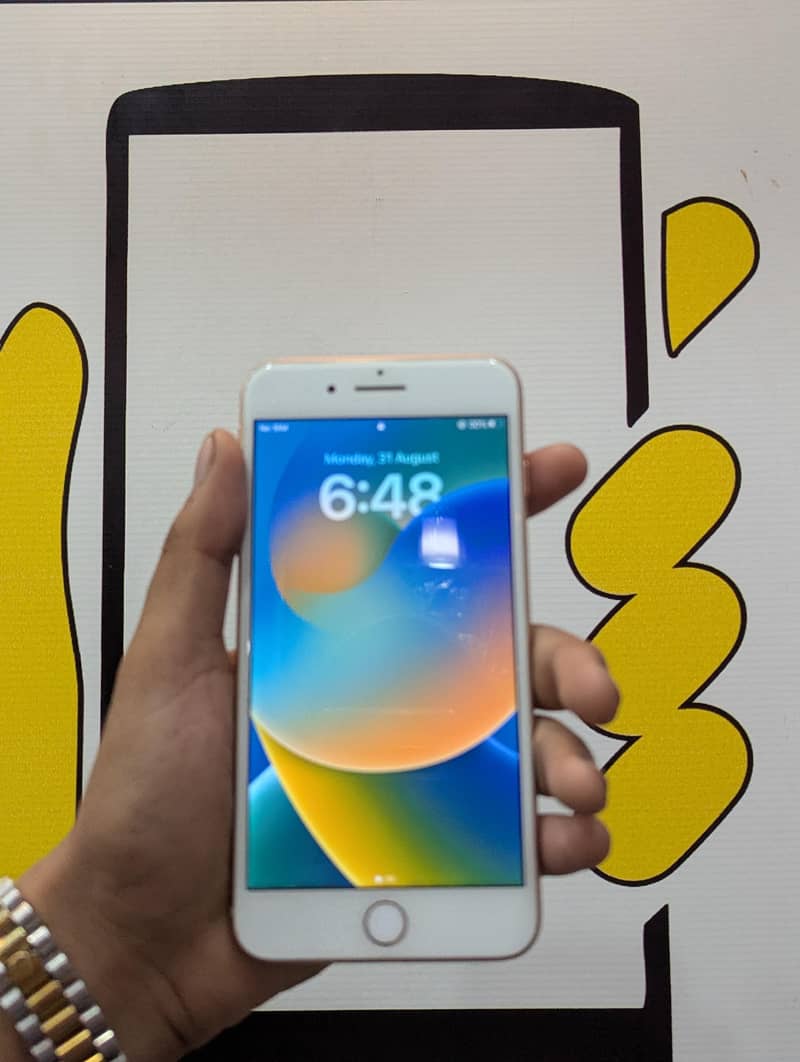 Apple iPhone 8 Plus 1