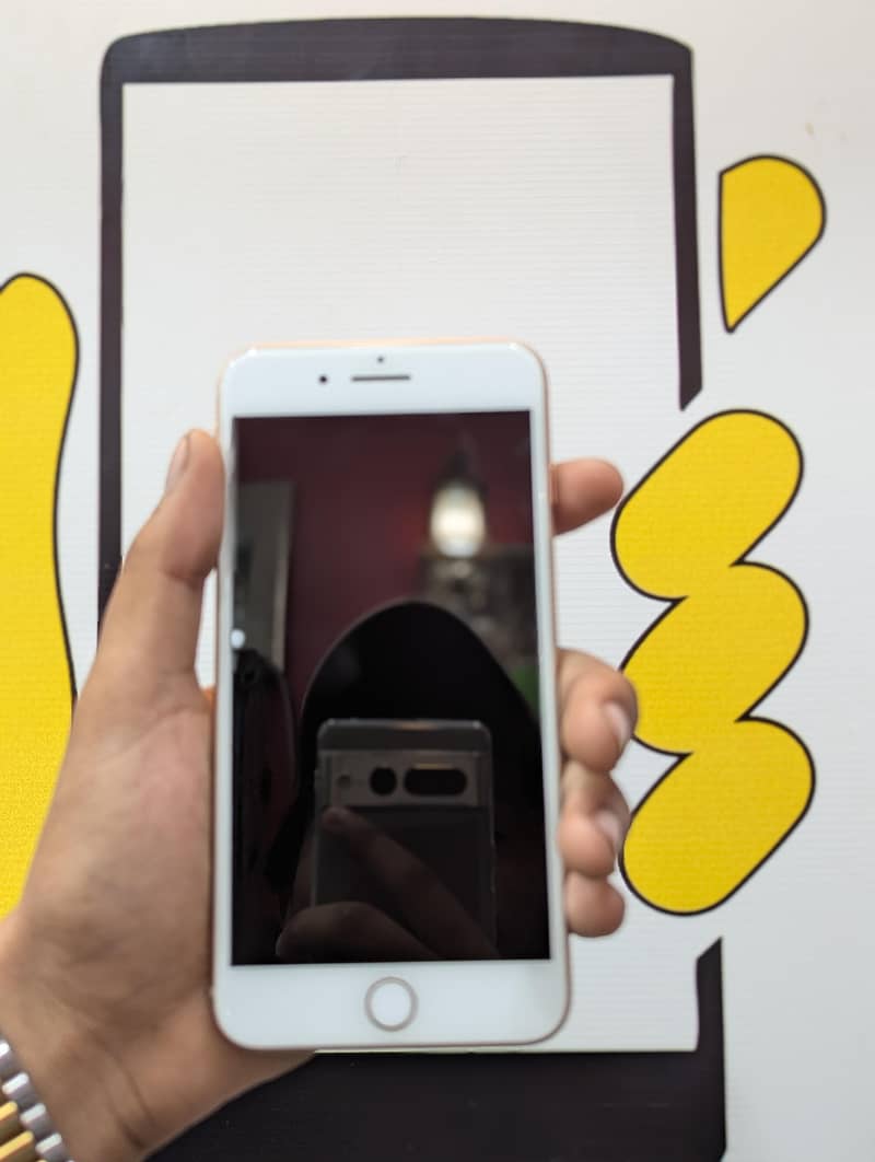 Apple iPhone 8 Plus 2