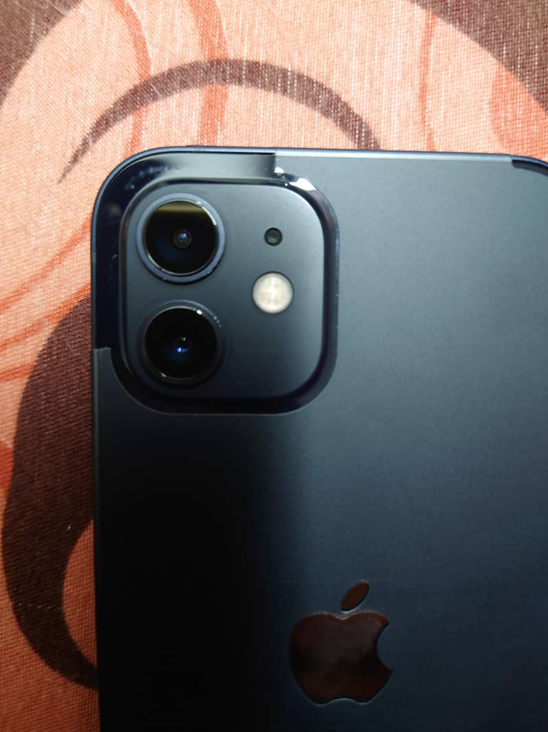 Apple iPhone 12 5